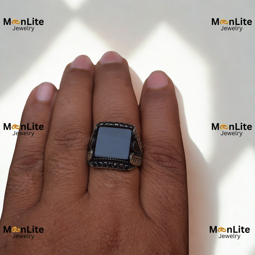 Antique Black Square Stone Men’s Ring – Vintage Silver Engraved Design | MoonLite Jewelry - Image 3